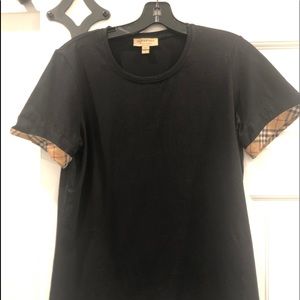 New with no tags size large Burberry T-shirt
